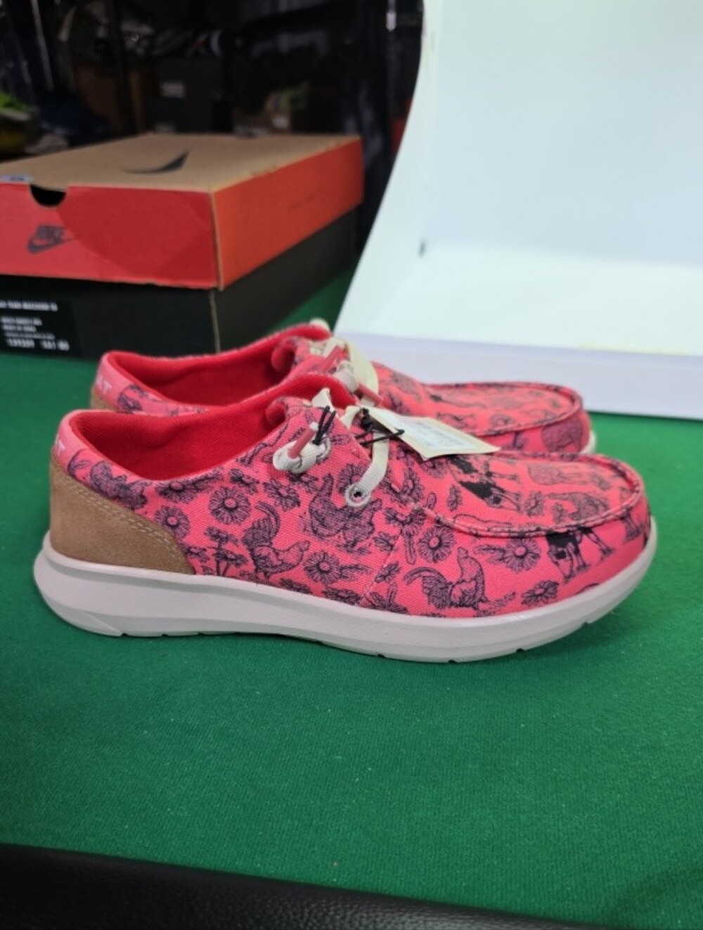 NWT Ariat Hilo Coral Livestock Women's sz 6.5 Pink Animal Print Slip-On Loafer - Picture 10 of 12